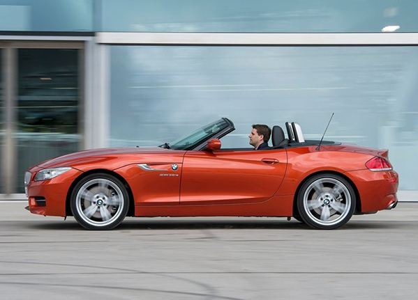 https://wcar.sets.lv/cars/BMW/Z4 Rodsters/c714a61ac0a51d2b952618e787e5e086.jpg